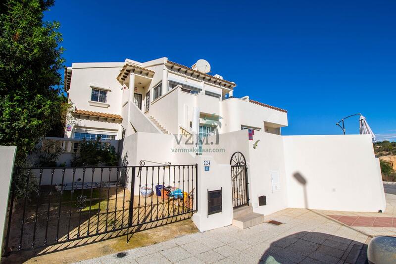 Villa en venta en Orihuela Costa, Alicante