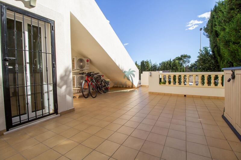 4 Cuarto Villa en venta