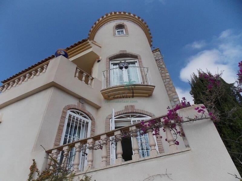 3 Cuarto Villa en venta