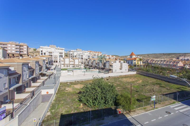 Villa til salg i Santa Pola, Alicante