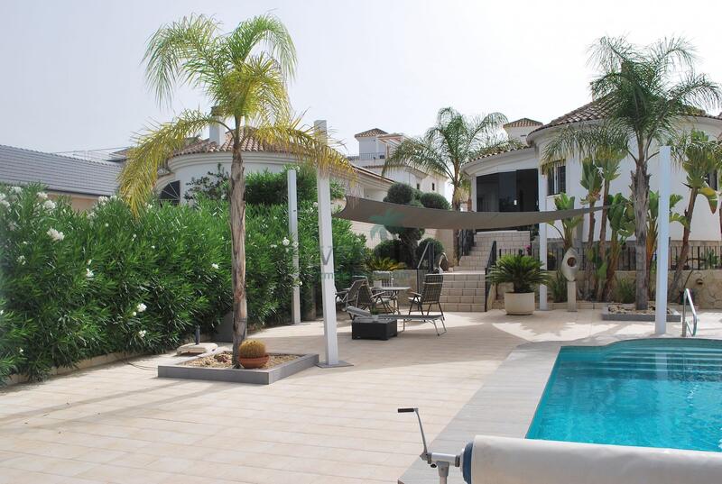 Villa for sale in San Fulgencio, Alicante