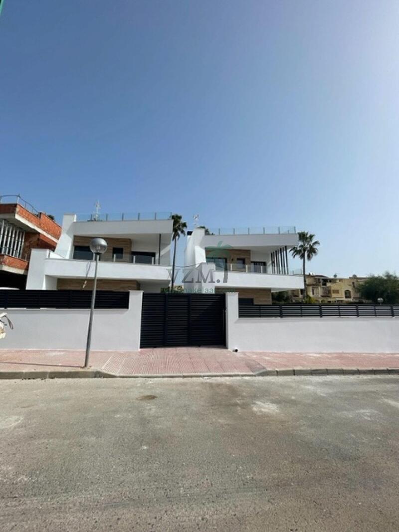 3 Cuarto Villa en venta