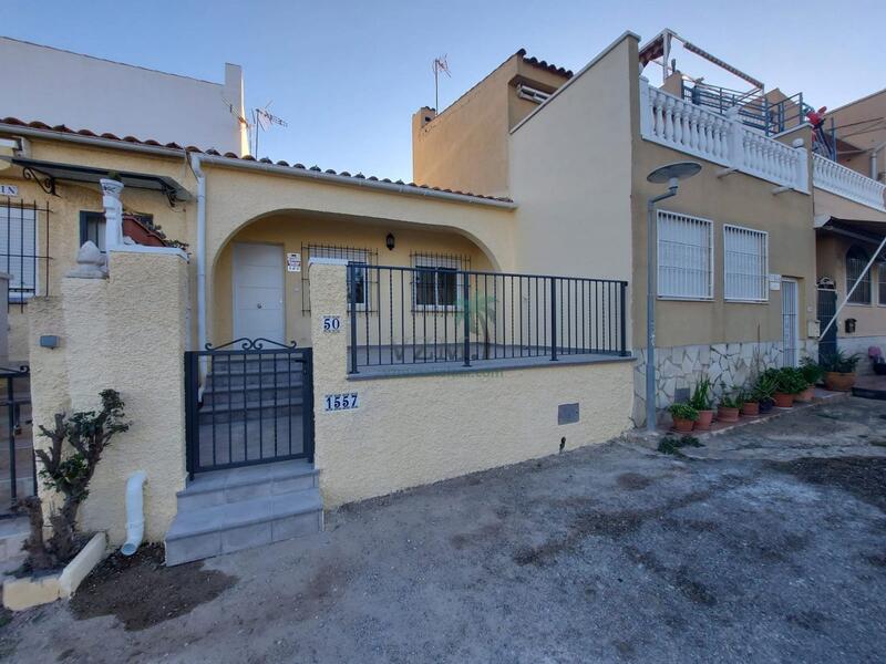 1 Cuarto Villa en venta