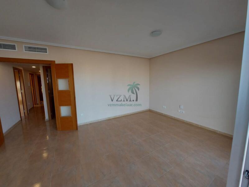 3 Schlafzimmer Appartement zu verkaufen