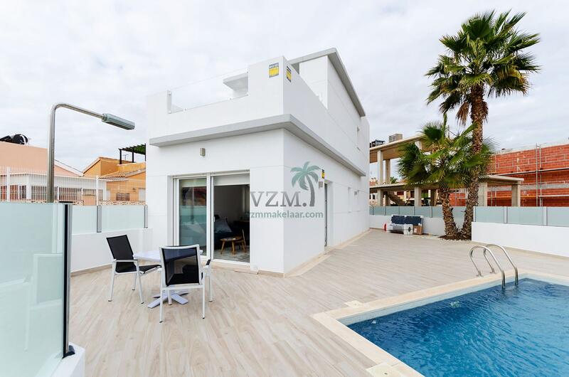 Villa à vendre dans Torrevieja, Alicante