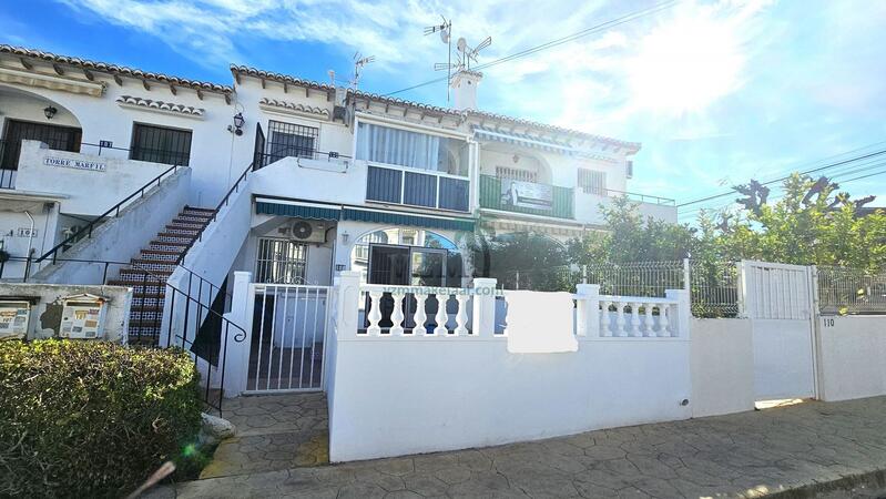 Villa à vendre dans Torrevieja, Alicante