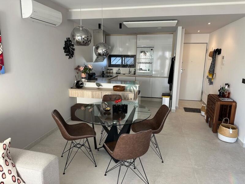 2 slaapkamer Appartement Te koop