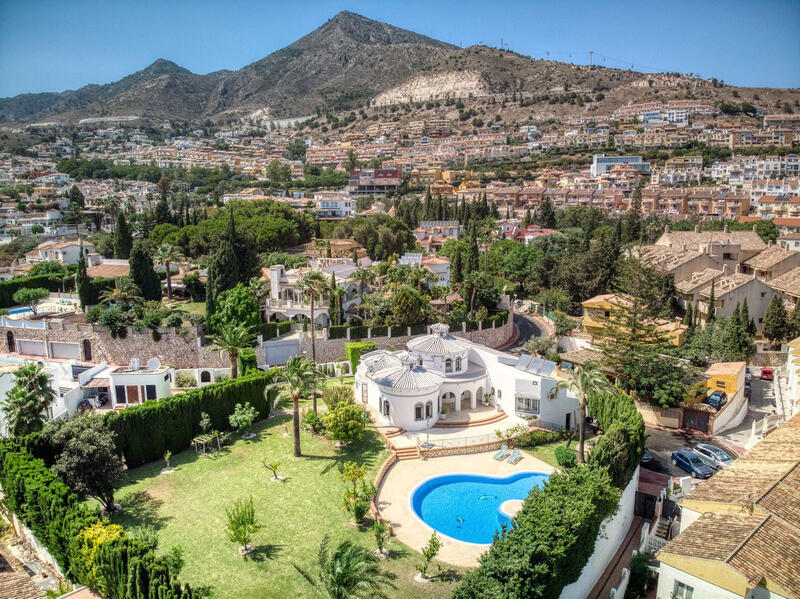 Villa til salgs i Benalmadena, Málaga