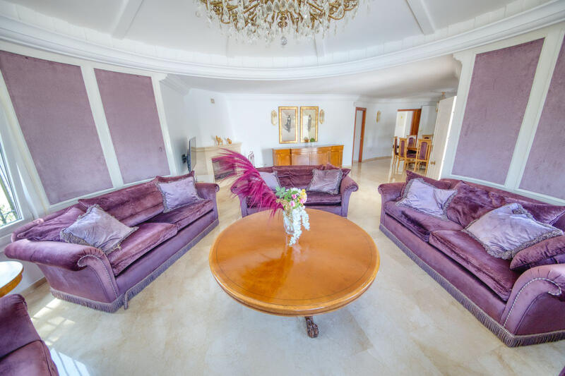 4 Cuarto Villa en venta