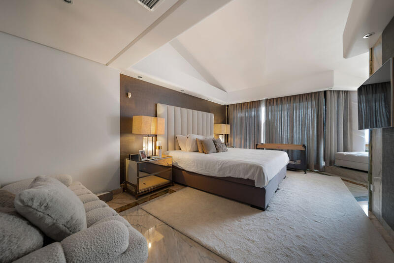 4 bedroom Apartment for sale