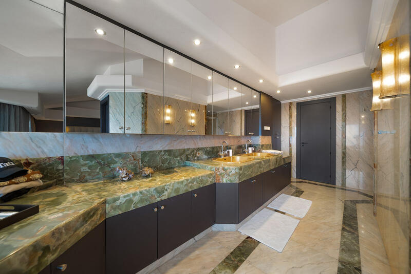 4 bedroom Apartment for sale