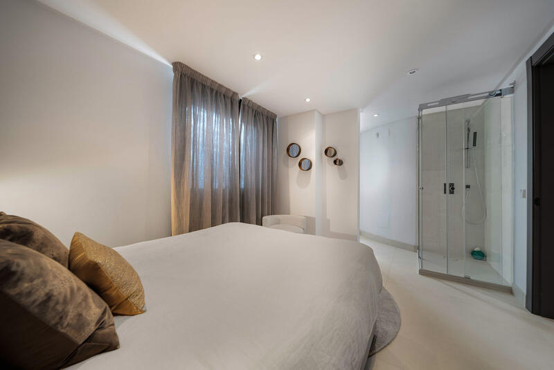 4 bedroom Apartment for sale