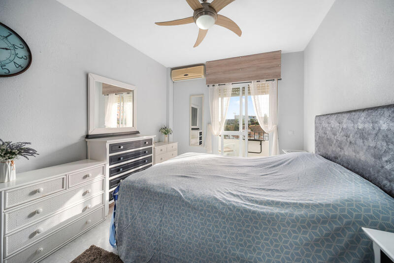 4 bedroom Townhouse for sale