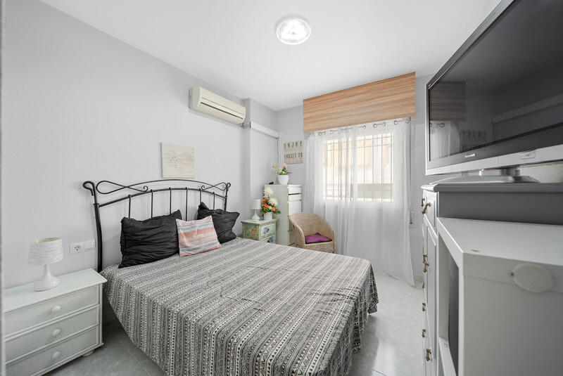 4 bedroom Townhouse for sale