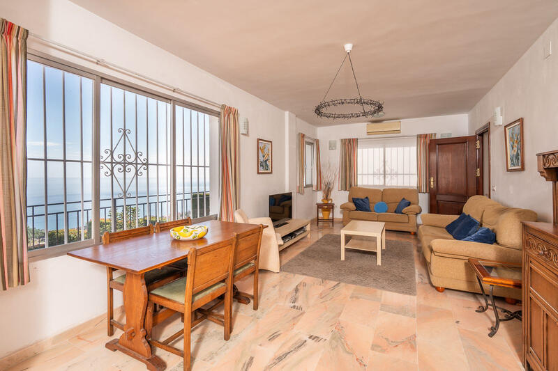 6 chambre Villa à vendre