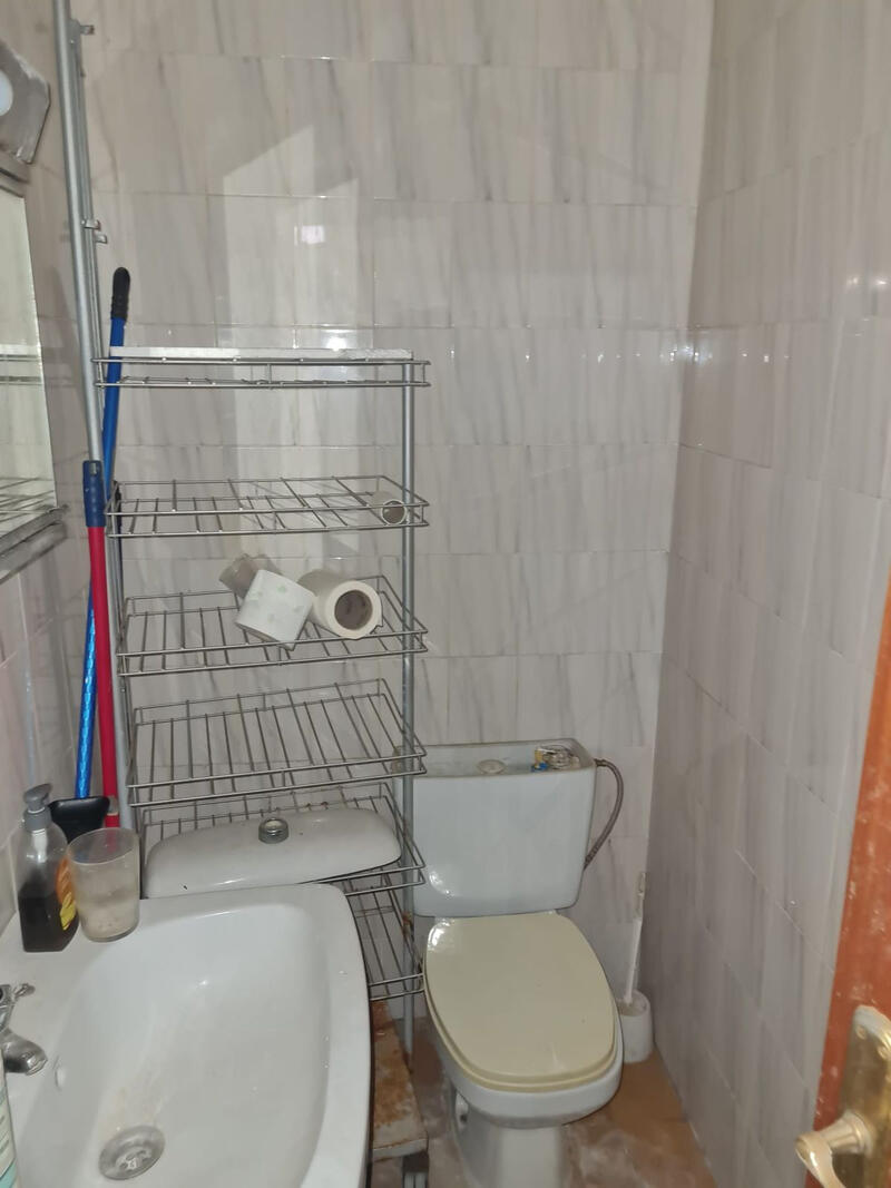 Commercial Property for Long Term Rent