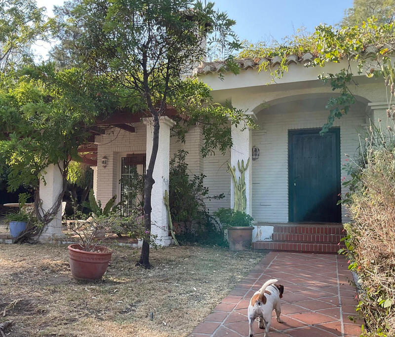 2 bedroom Villa for Long Term Rent 2 bedroom Villa for Long Term Rent