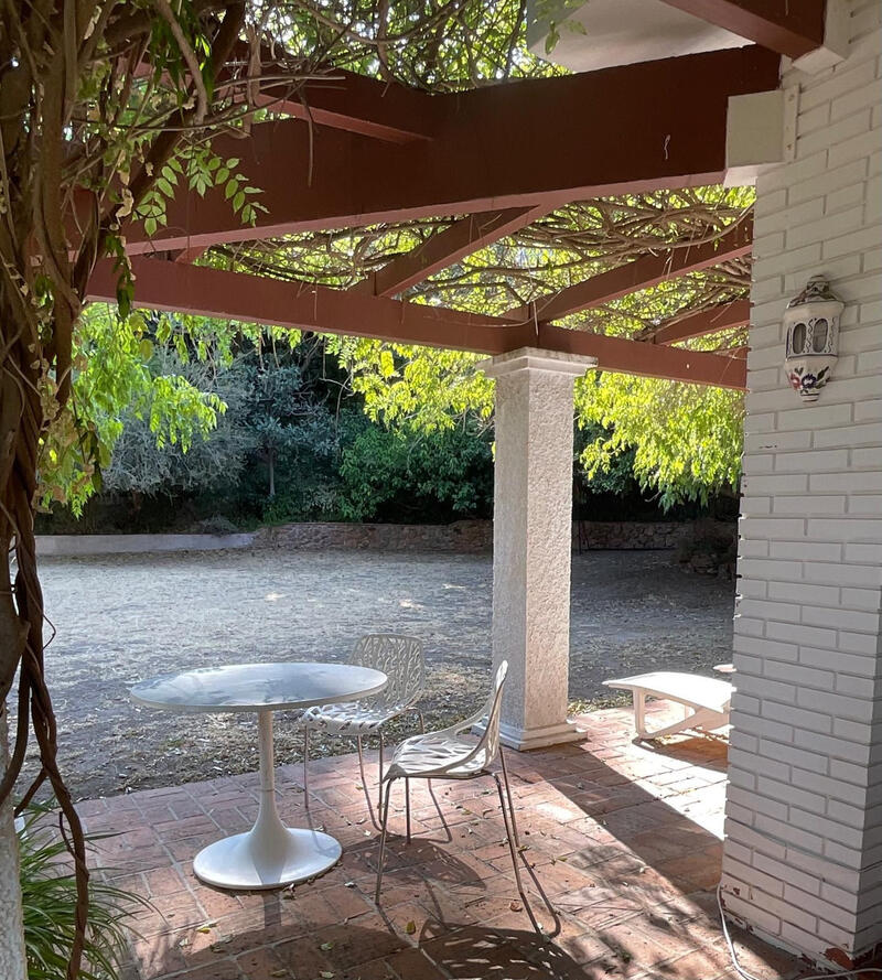 2 bedroom Villa for Long Term Rent 2 bedroom Villa for Long Term Rent