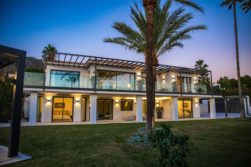 Villa for sale in Marbella, Málaga