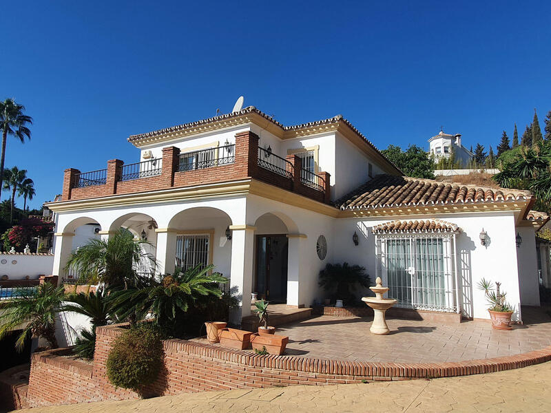 Villa zu verkaufen in Mijas, Málaga