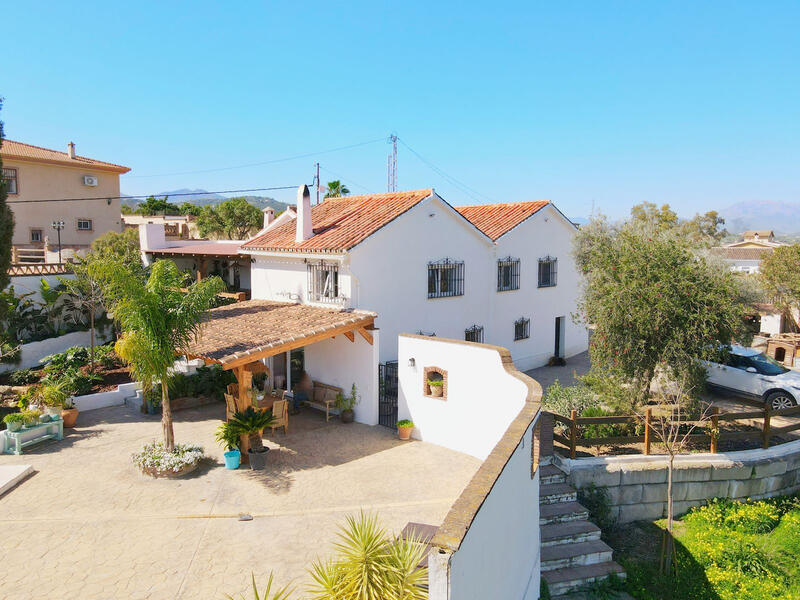 4 bedroom Villa for sale
