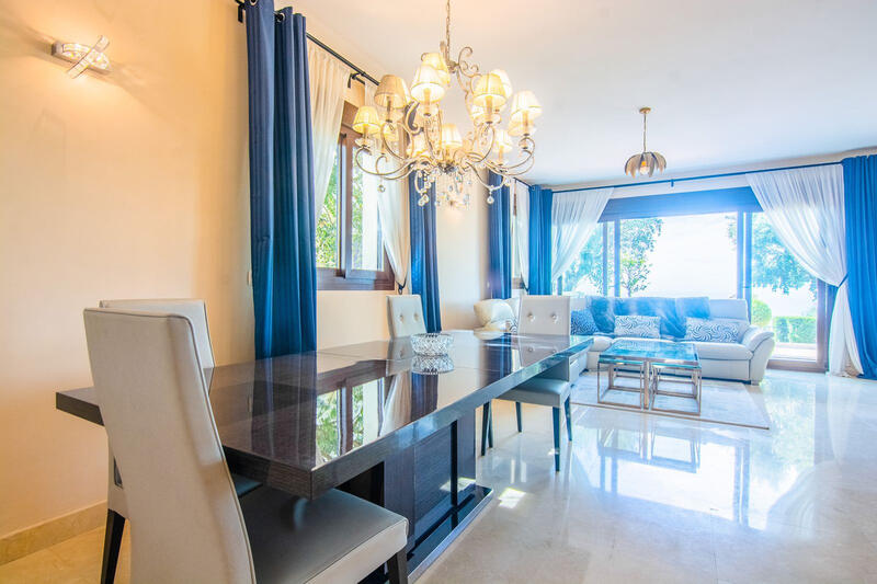 5 Schlafzimmer Stadthaus zu verkaufen