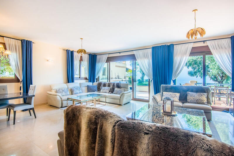 5 Schlafzimmer Stadthaus zu verkaufen