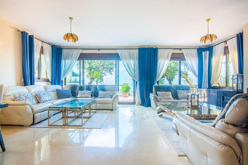 5 Schlafzimmer Stadthaus zu verkaufen
