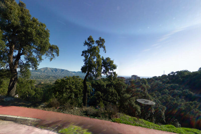 Land for sale in Elviria, Málaga