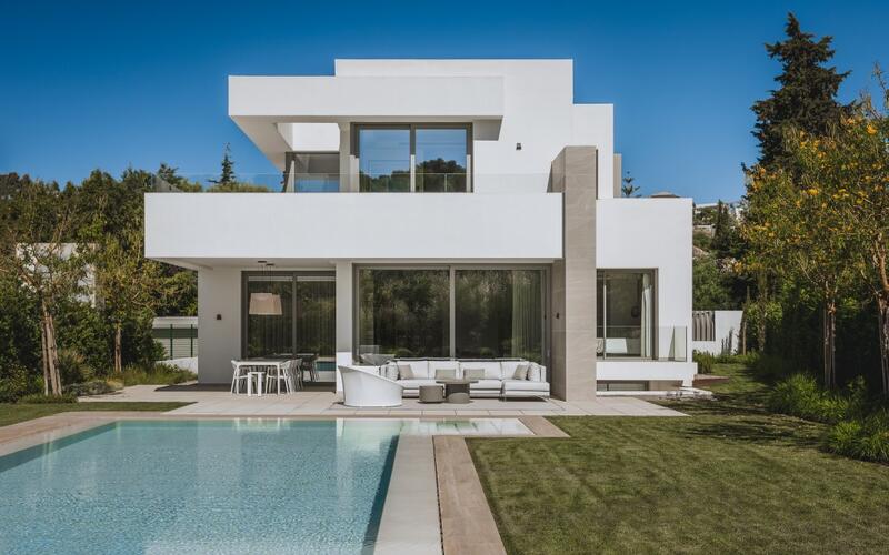 Villa en venta en Estepona, Málaga