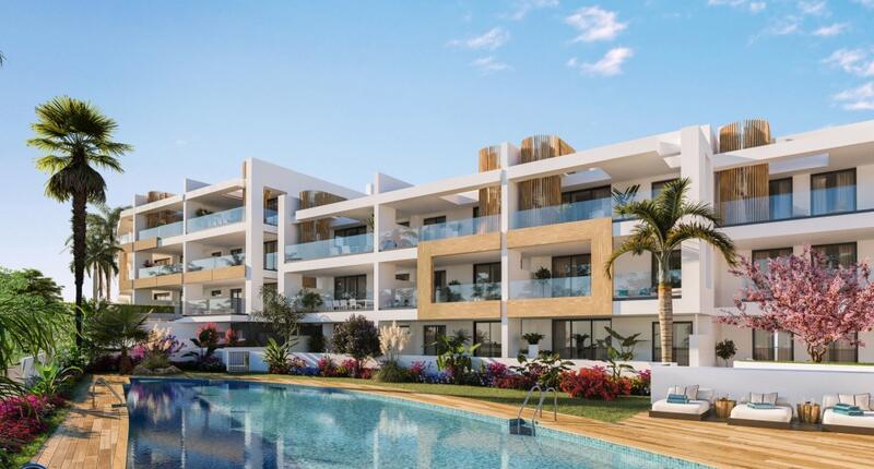 Apartment for sale in Benalmadena, Málaga