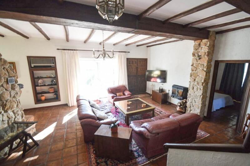 10 bedroom Country House for sale