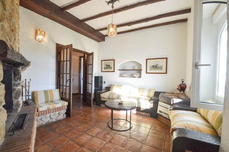 10 Cuarto Casa de Campo en venta