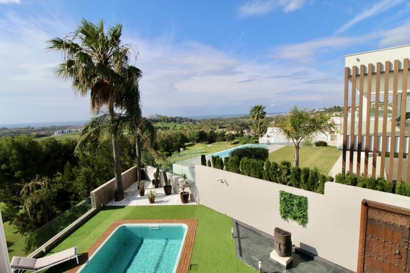 Villa à vendre dans Benahavis, Málaga