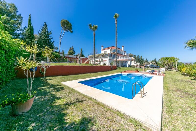 Villa en venta en Torremolinos, Málaga