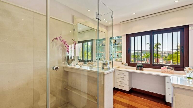 4 bedroom Villa for sale