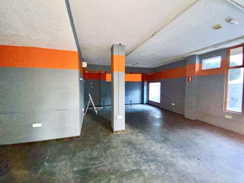Commercial Property for sale in Fuengirola, Málaga