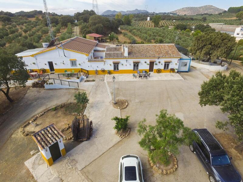 12 Cuarto Casa de Campo en venta