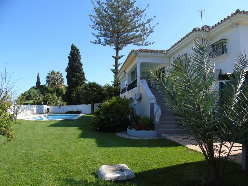 Villa zu verkaufen in San Pedro Alcantara, Málaga