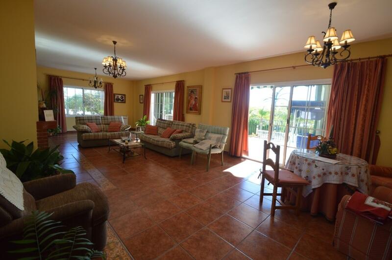 6 Cuarto Villa en venta