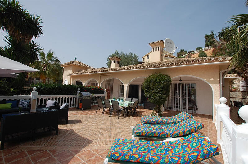 Villa for sale in Mijas Costa, Málaga