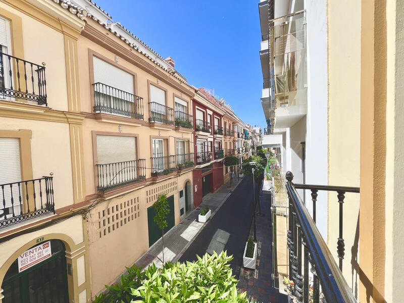 Lägenhet till salu i Fuengirola, Málaga