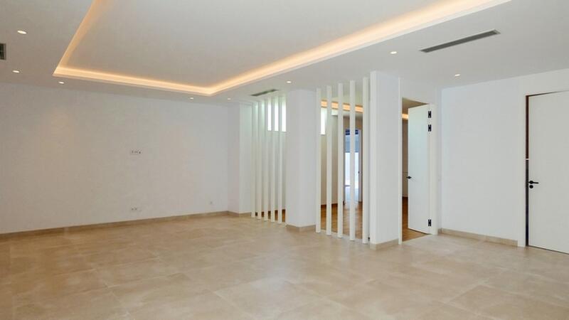 4 Cuarto Villa en venta