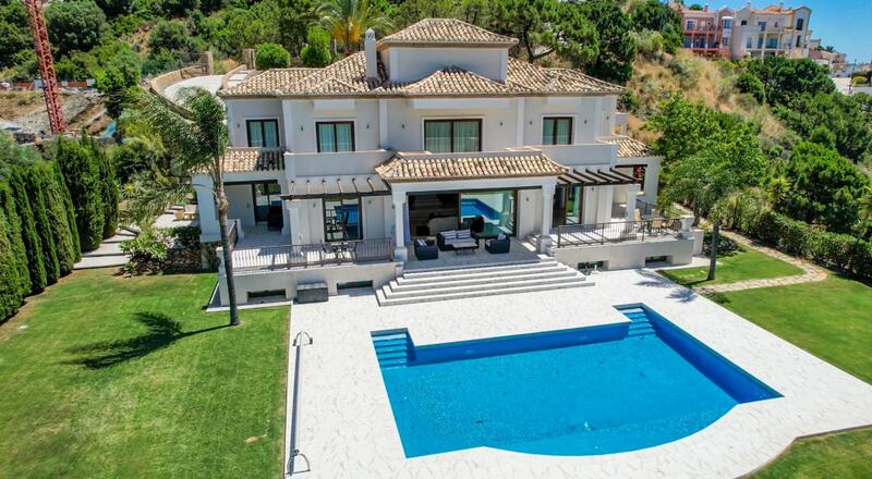 6 bedroom Villa for sale