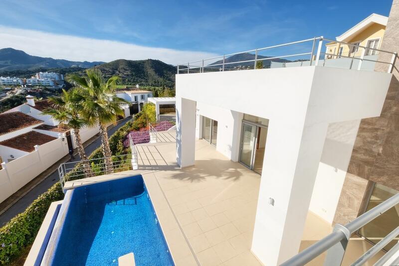 Villa en venta en Benahavis, Málaga