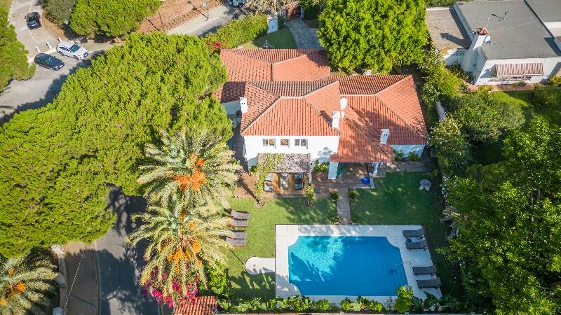 6 bedroom Villa for sale