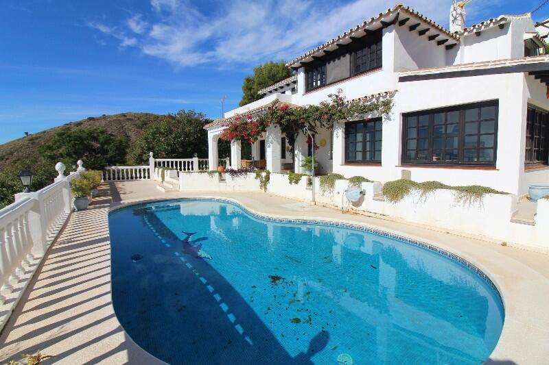 Villa for sale in Mijas, Málaga