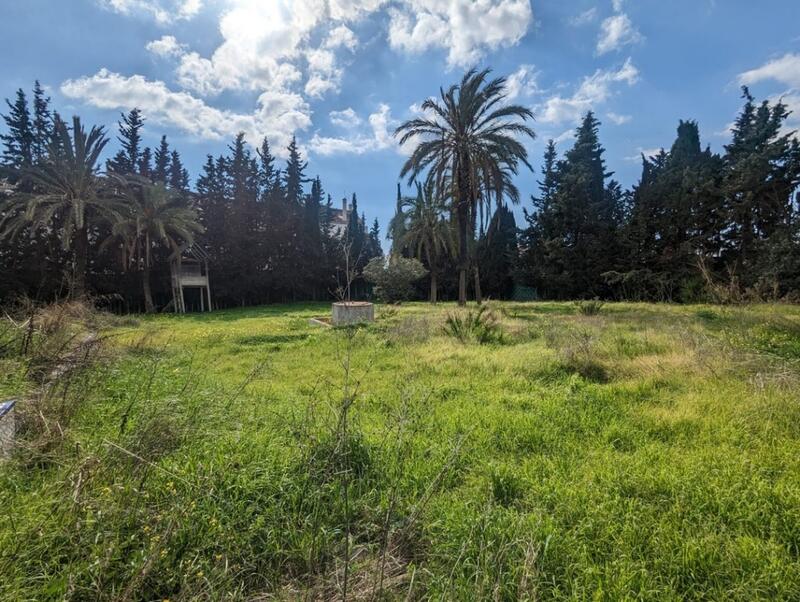 Land for sale in Marbella, Málaga