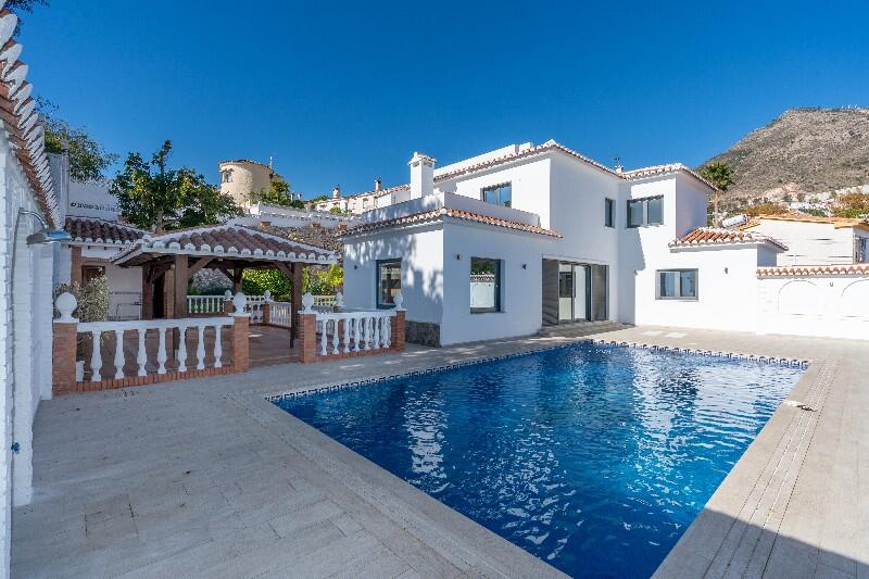 5 bedroom Villa for sale