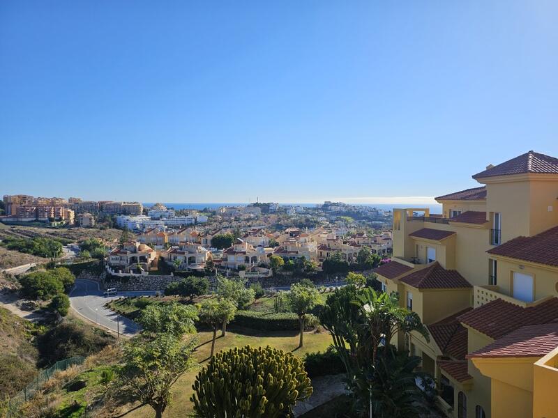 Lejlighed til salg i Riviera del Sol, Málaga
